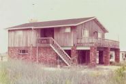 Original Sloan beach cottage - Thumb Pic 2